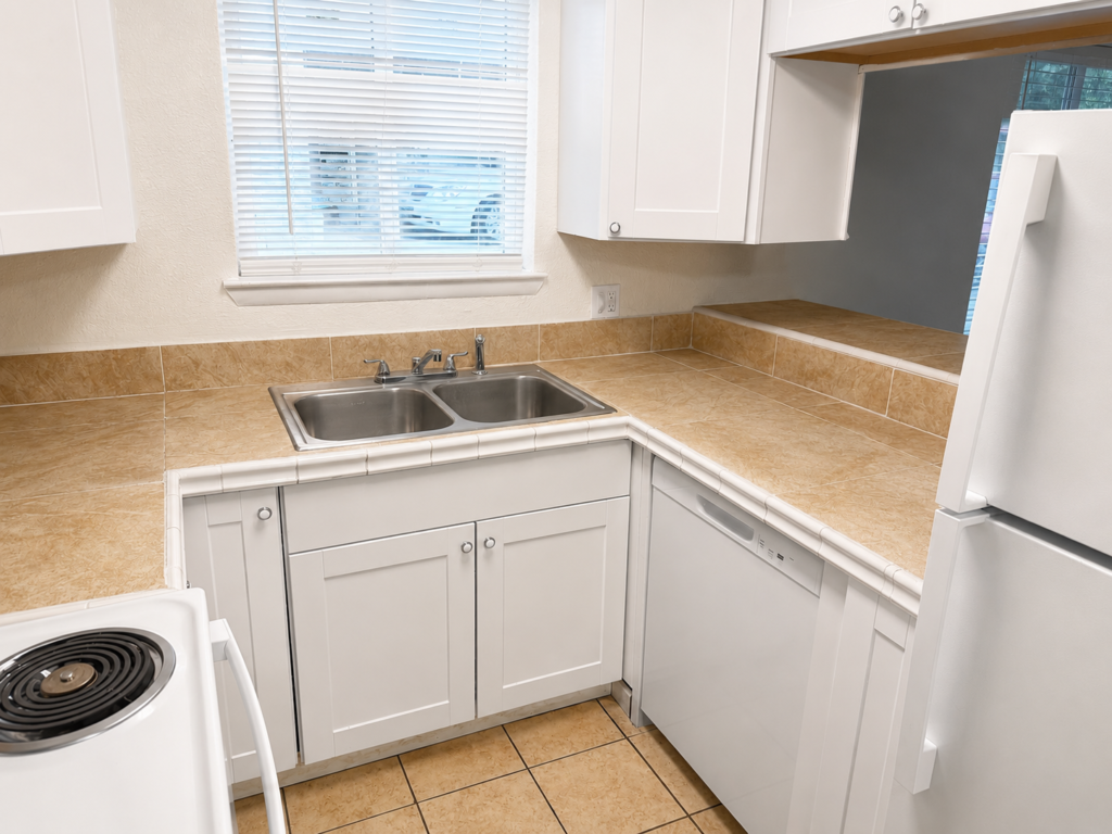 remodeled apartment for rent in Del Rio TX